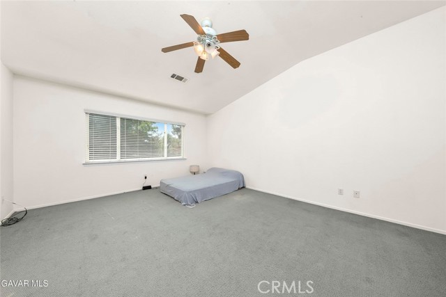 Detail Gallery Image 14 of 28 For 43341 Elizabeth Ln, Lancaster,  CA 93535 - 4 Beds | 2/1 Baths