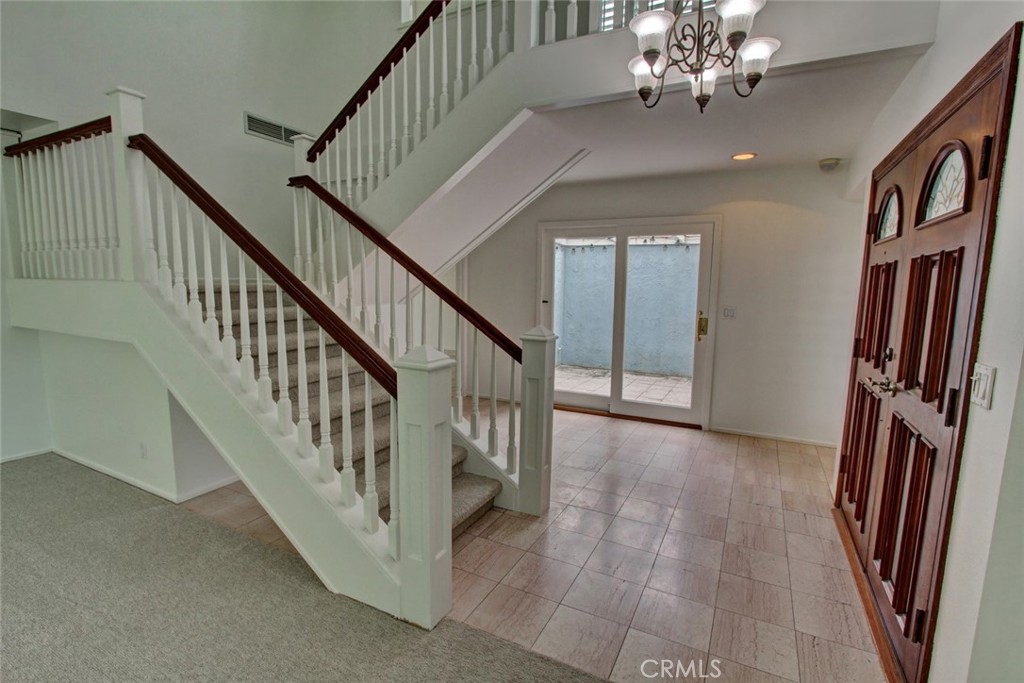 MLS #OC25241006 image #33