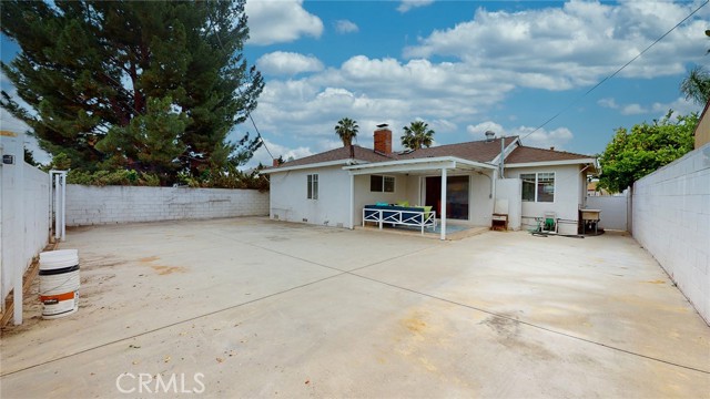 8162 Van Noord Avenue, North Hollywood CA: https://media.crmls.org/medias/06a50c54-465c-430d-8266-88c48d9a45d2.jpg