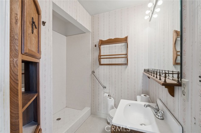 Detail Gallery Image 22 of 36 For 5323 Briercrest Ave., Lakewood,  CA 90713 - 3 Beds | 2 Baths