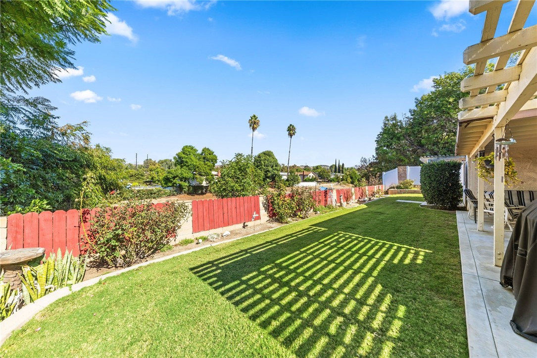 Detail Gallery Image 23 of 44 For 1981 Chevy Chase Drive, Brea,  CA 92821 - 4 Beds | 2 Baths