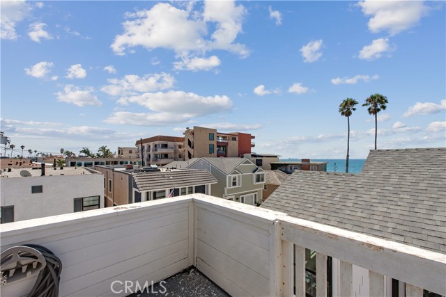 Detail Gallery Image 40 of 47 For 6020 E Ocean Bld, Long Beach,  CA 90803 - 4 Beds | 4 Baths