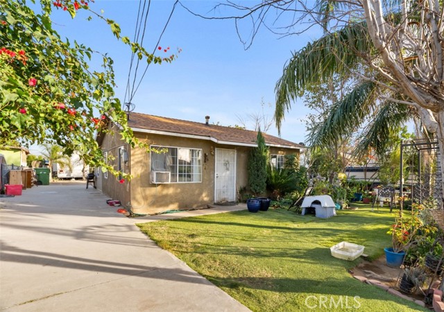 Detail Gallery Image 1 of 1 For 10433 Orchard St, Bloomington,  CA 92316 - 3 Beds | 2 Baths