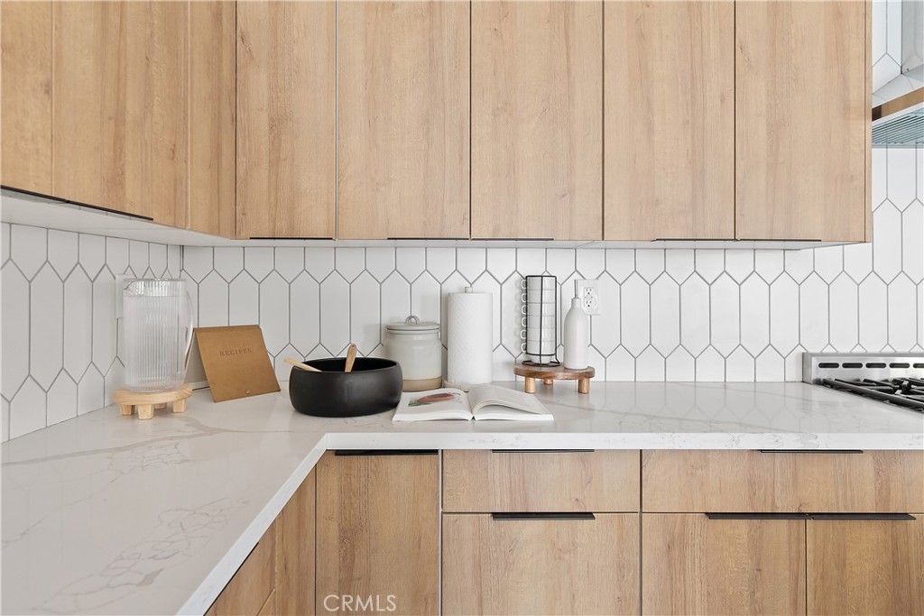 MLS #DW25176930 img 10