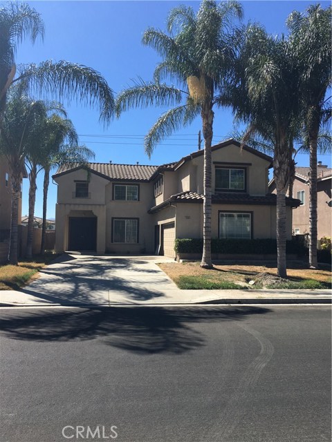 13581 Pinenut Path, Eastvale, CA 92880