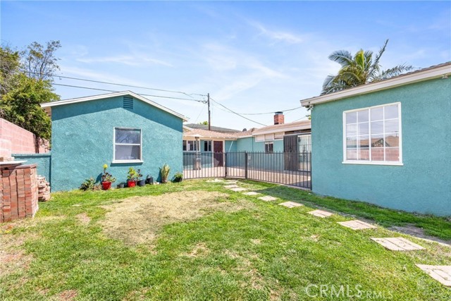 Detail Gallery Image 25 of 28 For 9232 S 7th Ave, Inglewood,  CA 90305 - 4 Beds | 2/1 Baths