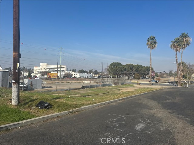 3333 Union Avenue, Bakersfield, California 93305, ,Commercial Lease,For Rent,3333 Union Avenue,CRGD25005846