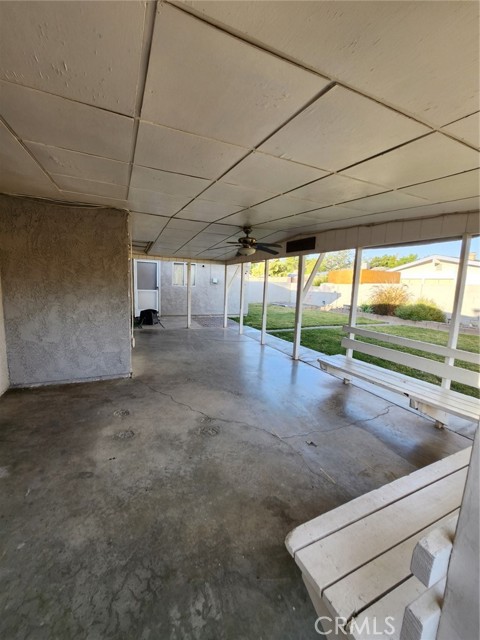 45329 Lorimer Avenue, Lancaster CA: https://media.crmls.org/medias/06a9a4f6-b891-4030-8b42-c241c00241dd.jpg