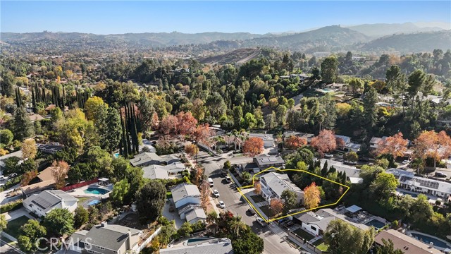 Detail Gallery Image 50 of 50 For 5309 Blanco Ave, Woodland Hills,  CA 91367 - 5 Beds | 3 Baths