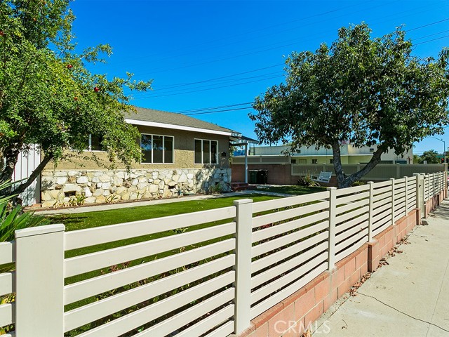 1410 North Rose Street photo 8