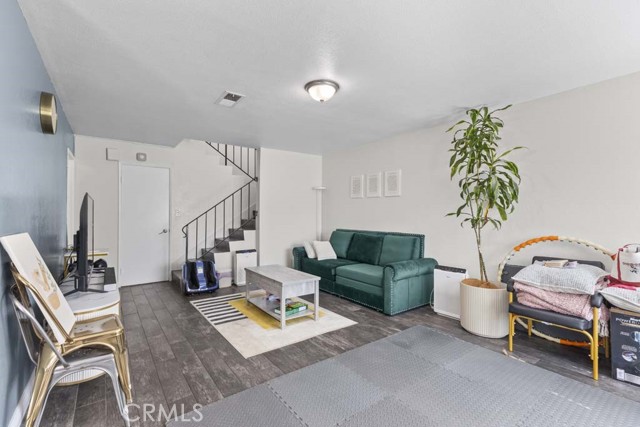 Detail Gallery Image 14 of 32 For 1338 S Diamond Bar, Diamond Bar,  CA 91765 - 2 Beds | 1/1 Baths