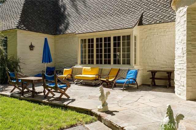 Detail Gallery Image 22 of 75 For 28641 North Shore Rd, Lake Arrowhead,  CA 92352 - 14 Beds | 11/1 Baths