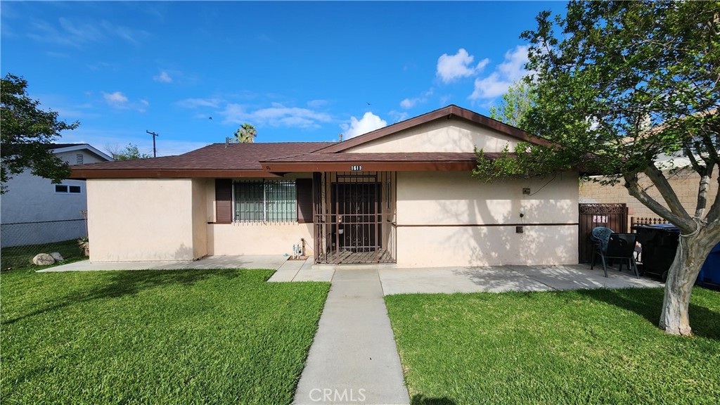 1611 S San Antonio