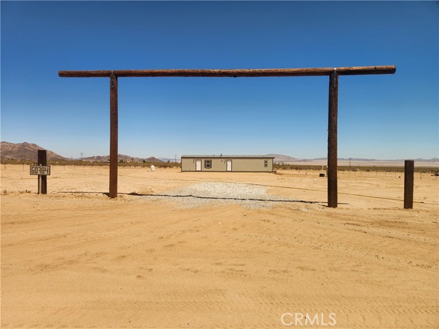 Detail Gallery Image 1 of 11 For 60784 Stagemans Rd, Landers,  CA 92285 - 2 Beds | 2 Baths