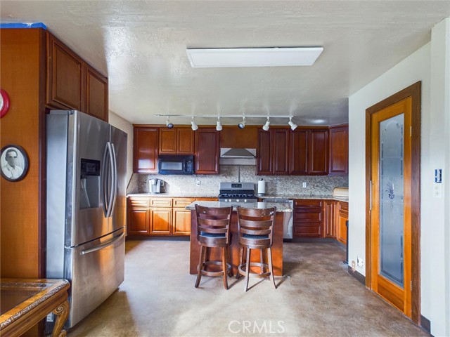 Detail Gallery Image 15 of 47 For 80401 Road 442c, Leggett,  CA 95587 - 3 Beds | 2 Baths