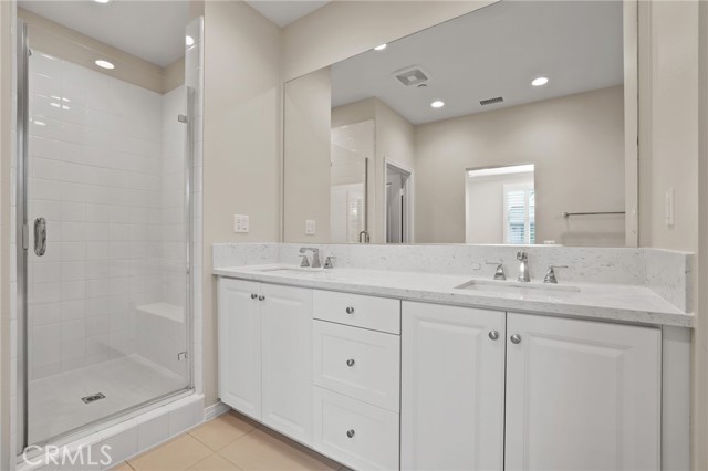 Detail Gallery Image 15 of 31 For 83 Henson, Irvine,  CA 92620 - 4 Beds | 3 Baths