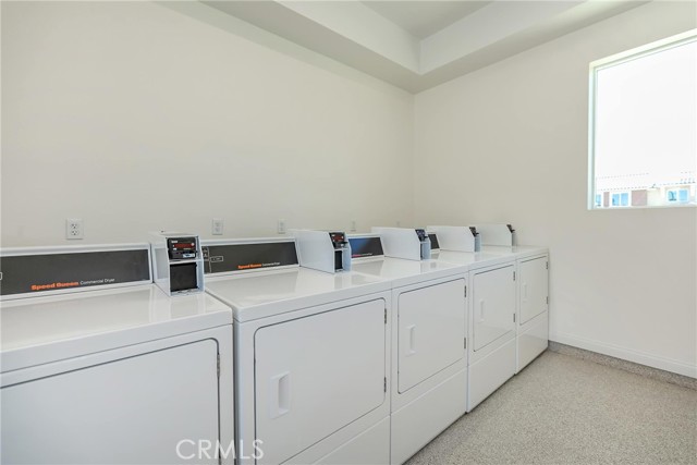 Detail Gallery Image 15 of 18 For 16854 Muscatel, Hesperia,  CA 92345 - 3 Beds | 2/1 Baths