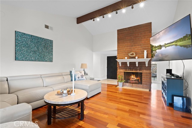 Detail Gallery Image 6 of 42 For 2359 N 4th Ave, Upland,  CA 91784 - 4 Beds | 2 Baths