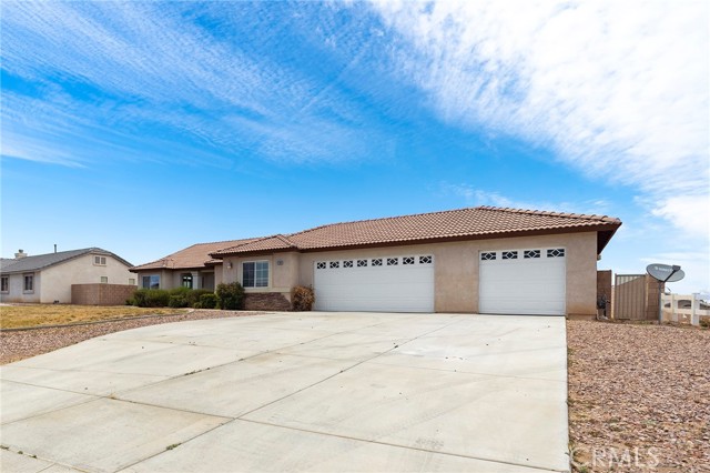 Image 2 for 21182 Colombard Way, Apple Valley, CA 92308