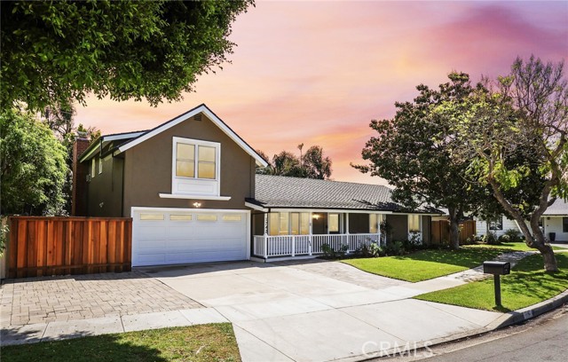 Detail Gallery Image 49 of 51 For 1742 Bonaire, Newport Beach,  CA 92660 - 4 Beds | 3 Baths