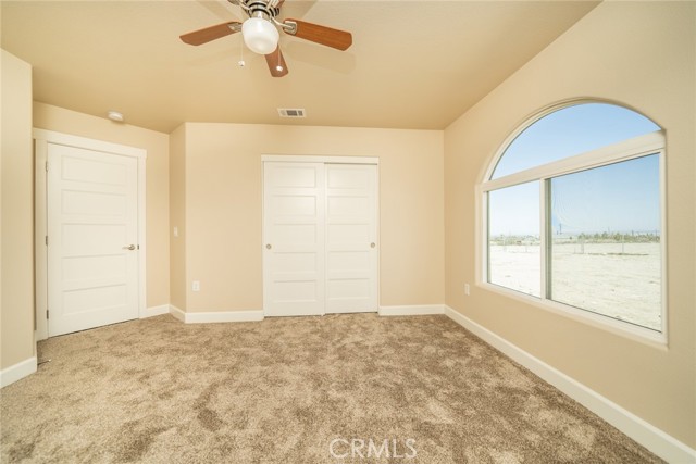 Detail Gallery Image 29 of 52 For 1525 Smoke Tree Rd, Pinon Hills,  CA 92372 - 4 Beds | 2 Baths