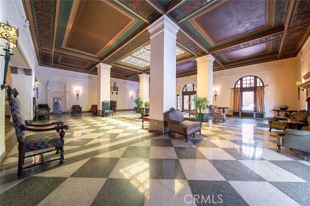 315 W 3rd Street, Long Beach CA: https://media.crmls.org/medias/06ae4bf8-6dd3-49b4-86d2-bd8ce8508a2e.jpg
