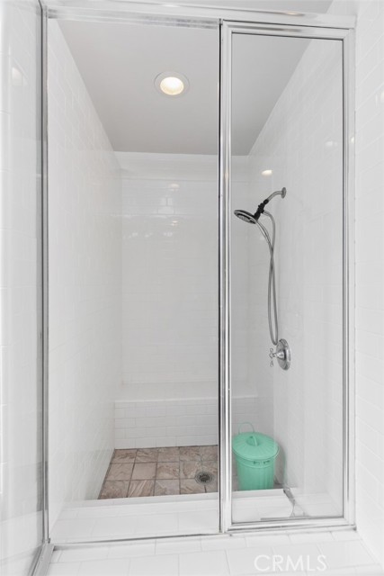 Detail Gallery Image 15 of 20 For 436 Fernleaf Ave #1/2,  Corona Del Mar,  CA 92625 - 3 Beds | 2 Baths