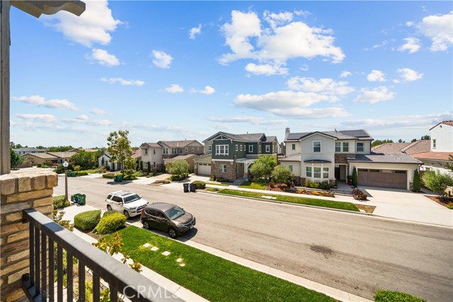 106 Trowel, Irvine CA: https://media.crmls.org/medias/06af6a94-a6b9-43bf-a17d-98eec4af2ddd.jpg