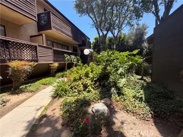 7300 Corbin Ave Unit M, Los Angeles, CA 91335 photo 12