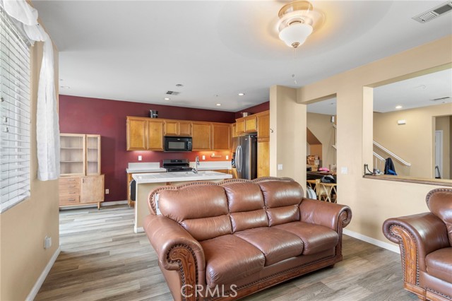 Detail Gallery Image 5 of 40 For 27919 Cactus Ave #C,  Moreno Valley,  CA 92555 - 3 Beds | 2/1 Baths