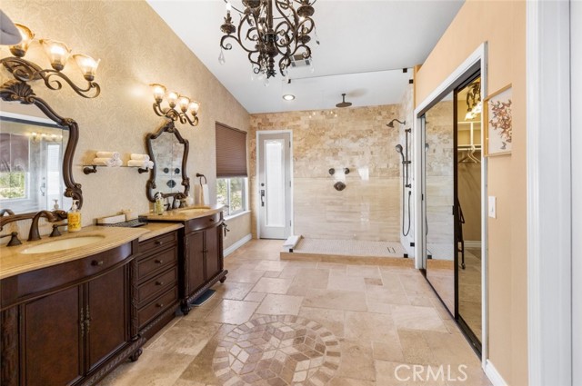 Detail Gallery Image 43 of 63 For 7237 Ojai Dr, Palmdale,  CA 93551 - 5 Beds | 3 Baths