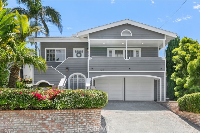 Detail Gallery Image 2 of 40 For 127 West Avenida De Los Lobos Marinos, San Clemente,  CA 92672 - 4 Beds | 2 Baths