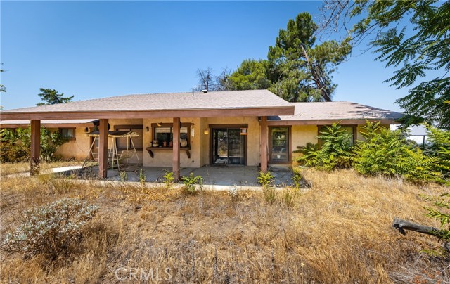 26600 Rio Vista Drive, Hemet CA: https://media.crmls.org/medias/06b09996-070b-460d-9062-2cec9f7dcde9.jpg