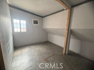 https://media.crmls.org/medias/06b14b06-c3f9-4982-a1d8-4e613511ea0e.jpg?preset=X-Large