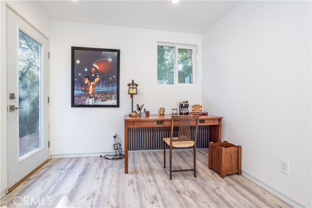 Detail Gallery Image 14 of 45 For 330 S Topanga Canyon Blvd., Topanga,  CA 90290 - 1 Beds | 1 Baths