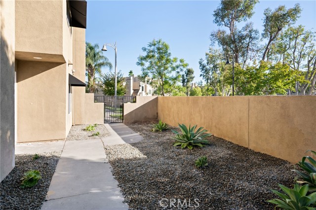27861 Auburn, Mission Viejo CA: https://media.crmls.org/medias/06b1f7e0-6cb0-4edc-bbcf-95e4838bd575.jpg