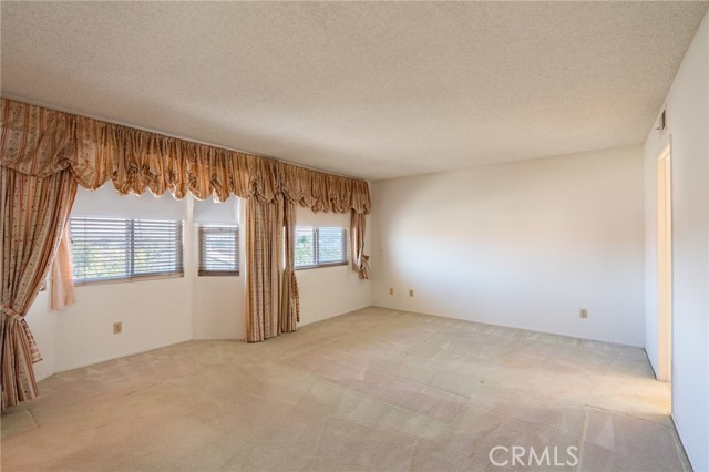 Detail Gallery Image 34 of 51 For 330 Amberwood Dr, Walnut,  CA 91789 - 5 Beds | 3 Baths