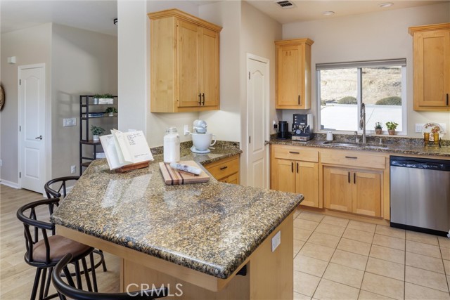 Detail Gallery Image 15 of 35 For 425 Montebello Oaks Dr, Paso Robles,  CA 93446 - 3 Beds | 2 Baths