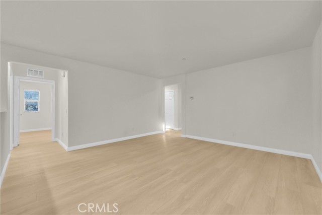 Detail Gallery Image 16 of 30 For 5001 S Centennial, Ontario,  CA 91762 - 5 Beds | 3/1 Baths