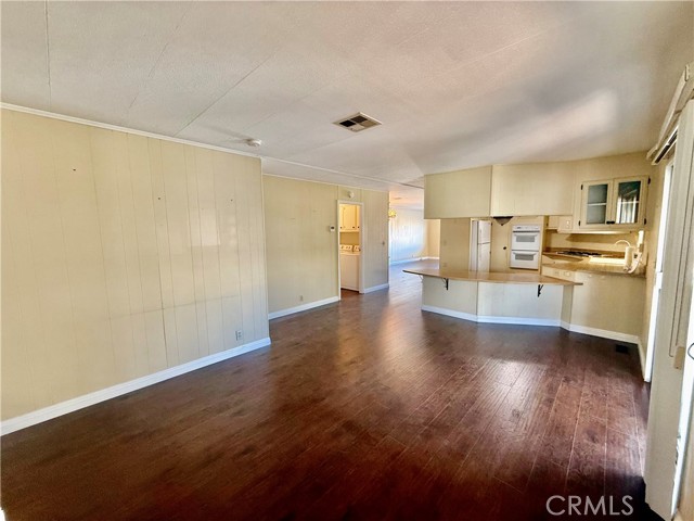 27601 Sun City Boulevard, Menifee CA: https://media.crmls.org/medias/06b38f34-d486-4f4a-92fc-eaf0079f38ff.jpg