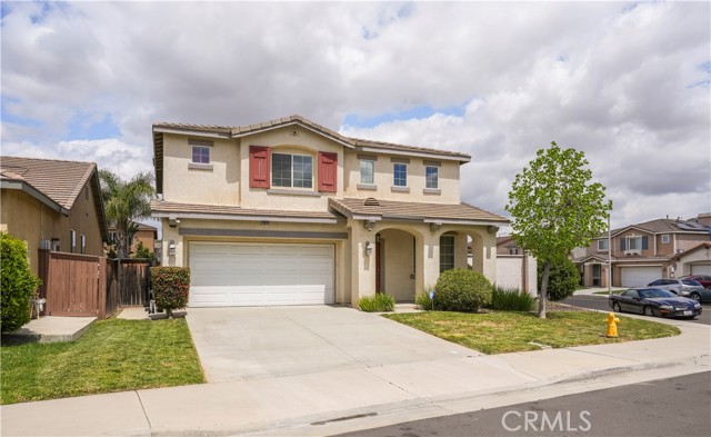 Detail Gallery Image 1 of 22 For 25876 Lake Shore Ln, Moreno Valley,  CA 92551 - 4 Beds | 2/1 Baths