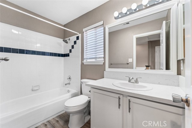 Detail Gallery Image 29 of 51 For 3910 Whirlwind Dr, Bakersfield,  CA 93313 - 3 Beds | 3 Baths