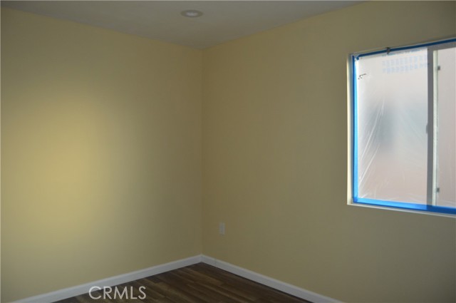 24758 Chestnut St, Newhall CA: https://media.crmls.org/medias/06b4bfe6-7549-48da-976e-5f387431b732.jpg