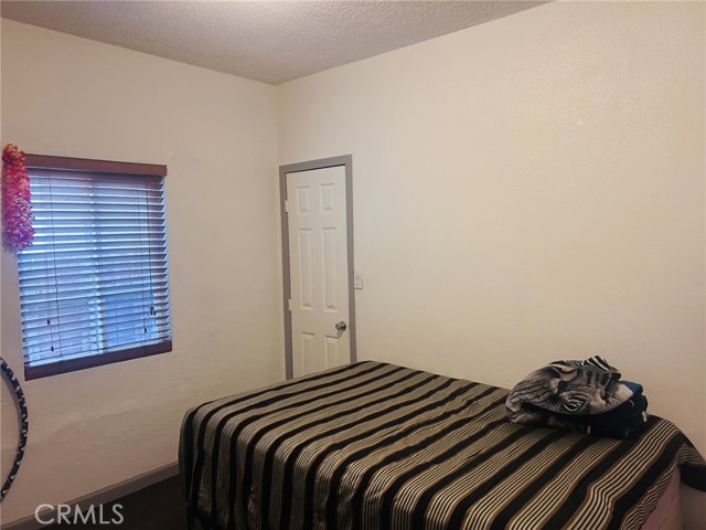 15160 Pimenta Avenue, Paramount CA: https://media.crmls.org/medias/06b561b6-03e2-45f3-9982-02e6c44ced10.jpg