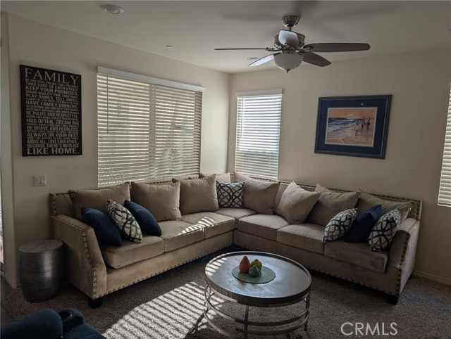 Detail Gallery Image 8 of 20 For 8667 Autumn Path St, Chino,  CA 91708 - 4 Beds | 3/1 Baths