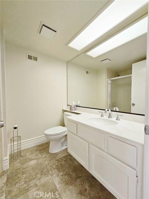 Detail Gallery Image 10 of 54 For 27355 Betanzos, Mission Viejo,  CA 92692 - 4 Beds | 3 Baths