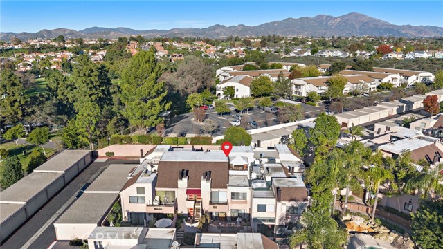 25761 Le Parc, Lake Forest CA: https://media.crmls.org/medias/06b69929-be6f-4494-9a78-e870dc5fff6d.jpg