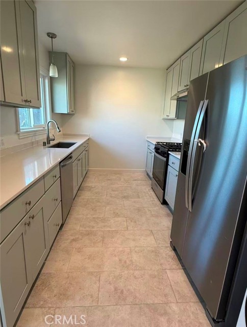 Detail Gallery Image 5 of 13 For 14936 Los Robles Ave a,  Hacienda Heights,  CA 91745 - 2 Beds | 2 Baths