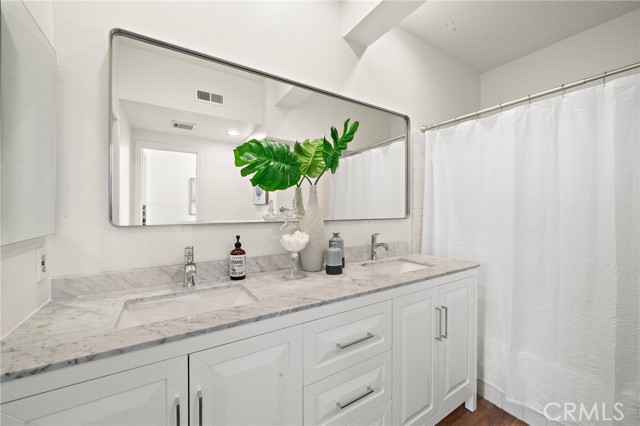 5145 Tortuga Drive, Huntington Beach CA: https://media.crmls.org/medias/06b76d4c-999f-488b-a4a4-fbf39accb49c.jpg