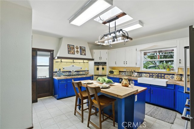 1215 S Patton Avenue, San Pedro CA: https://media.crmls.org/medias/06b791ae-5d04-4dcc-856e-c20e5284241b.jpg